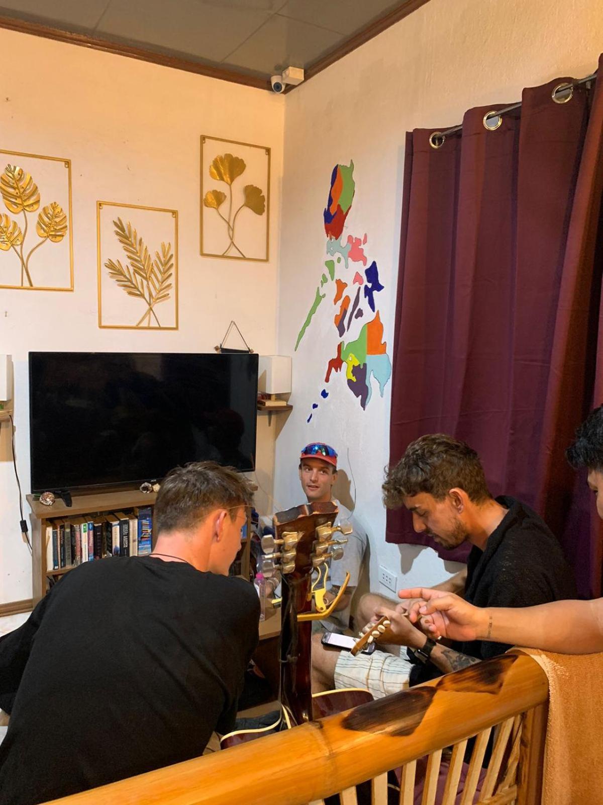 Ohlala Hostel 莫阿尔博阿 外观 照片